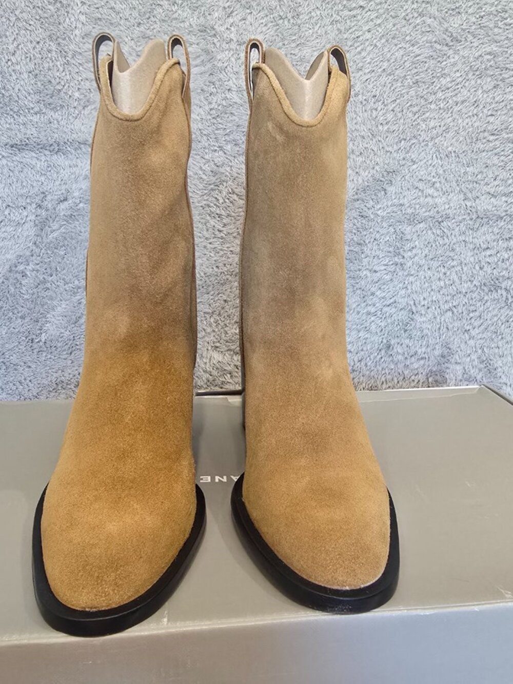 Everlane Outlaw Boot Sand Suede Women's Sizes NEW in BOX - Picture 15 of 16